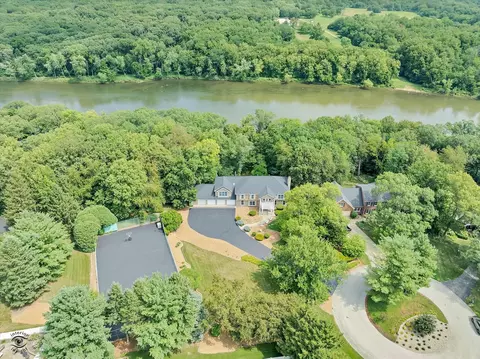 View/Area - 2471 Girard Turn, Kankakee, IL 60901 photo 2 of 12
