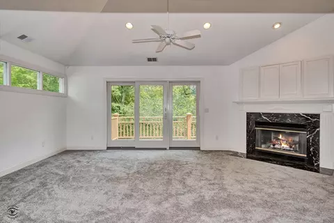 Living - 2471 Girard Turn, Kankakee, IL 60901 photo 5 of 6