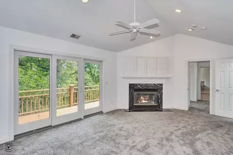 Living - 2471 Girard Turn, Kankakee, IL 60901 photo 4 of 6