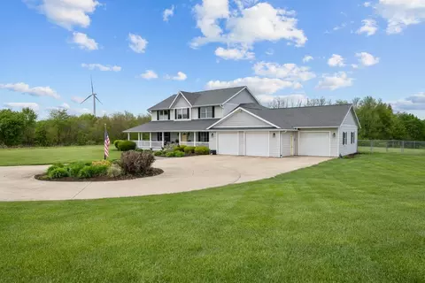Exterior - 1200 E James B Young Rd, Galva, IL 61434 photo 18 of 29