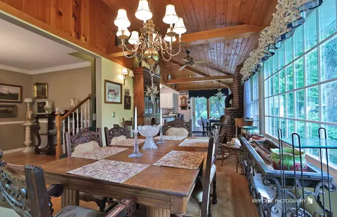 Dining - 2214 Main Street Rd, Spring Grove, IL 60081 photo 2 of 2