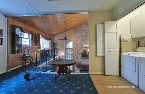Entry Way - 2214 Main Street Rd, Spring Grove, IL 60081 photo 6 of 7