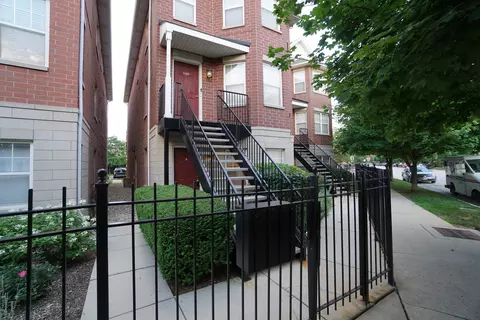 1103 N Crosby St #A, Chicago, IL 60610