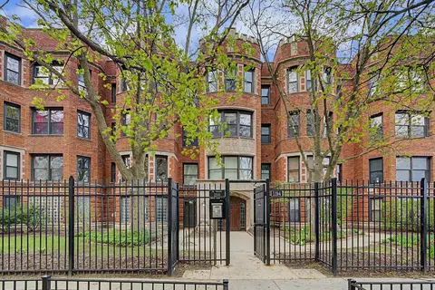 1200 W Sherwin Ave #2K, Chicago, IL 60626