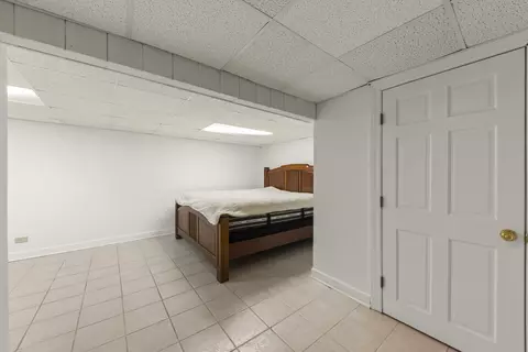 Bedroom - 149 Thomas Rd, Bolingbrook, IL 60440 photo 2 of 3