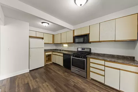 Kitchen - 149 Thomas Rd, Bolingbrook, IL 60440 photo 1 of 1