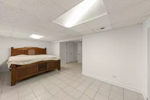 Bedroom - 149 Thomas Rd, Bolingbrook, IL 60440 photo 3 of 3