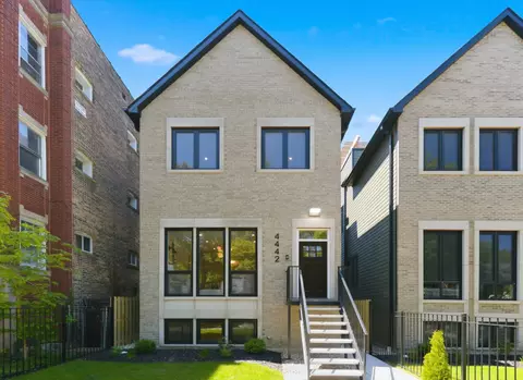 4442 N Greenview Ave, Chicago, IL 60640