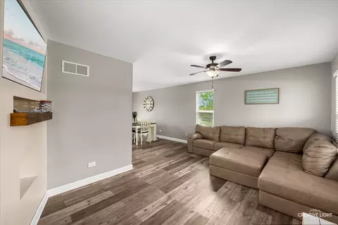 Living - 352 Coneflower Dr, Minooka, IL 60447 photo 2 of 2