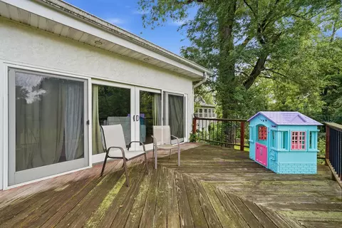 Exterior - 627 E Main St, Ottawa, IL 61350 photo 5 of 11