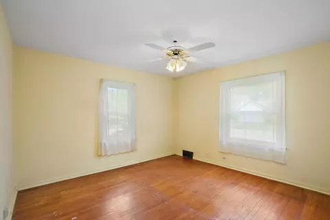 209 Beach Dr, Algonquin, IL 60102 photo 5