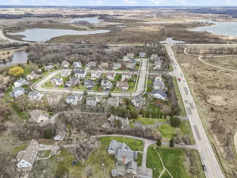 View/Area - 1205 E Bonner Rd, Wauconda, IL 60084 photo 11 of 14