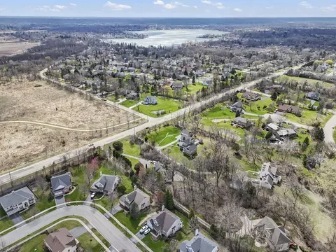 View/Area - 1205 E Bonner Rd, Wauconda, IL 60084 photo 7 of 14