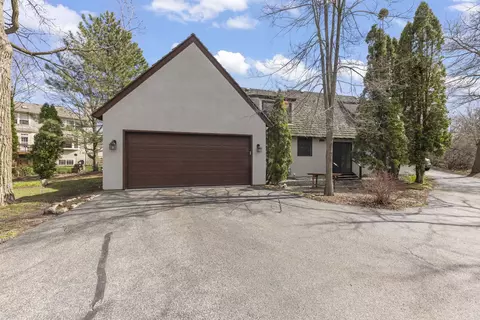 Exterior - 1205 E Bonner Rd, Wauconda, IL 60084 photo 3 of 5