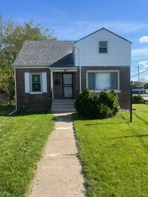 201 E 140th Pl, Dolton, IL 60419