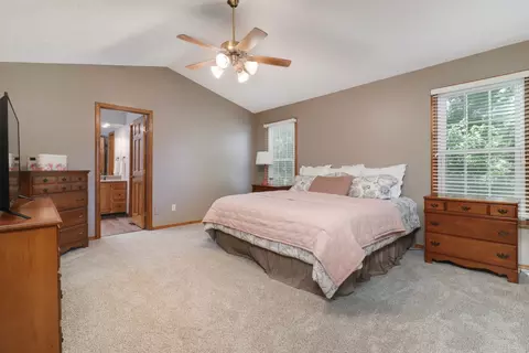 Bedroom - 3203 Eagle Crest Rd, Bloomington, IL 61704 photo 1 of 9