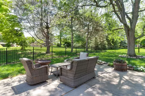 Exterior - 3203 Eagle Crest Rd, Bloomington, IL 61704 photo 10 of 13