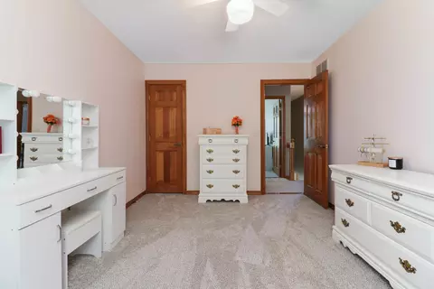 Bedroom - 3203 Eagle Crest Rd, Bloomington, IL 61704 photo 5 of 9