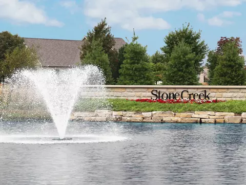 2931 E Stone Creek Blvd, Urbana, IL 61802