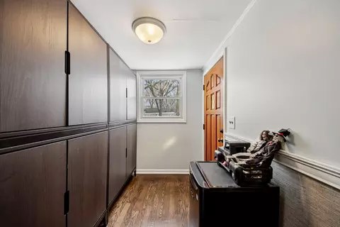 Entry Way - 3107 Falcon Ct, Rolling Meadows, IL 60008 photo 1 of 2