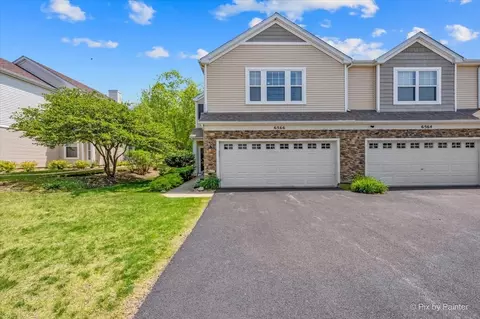 6566 Marble Ln, Carpentersville, IL 60110