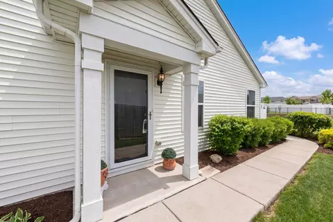 628 Florence St, Hampshire, IL 60140