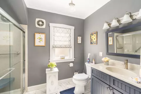 Bath - 1327 5th St, Peru, IL 61354 photo 1 of 3