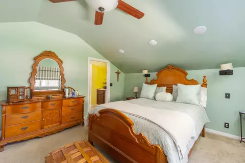 Bedroom - 1327 5th St, Peru, IL 61354 photo 3 of 3