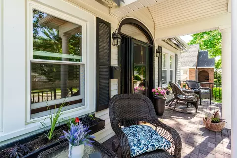Exterior - 1327 5th St, Peru, IL 61354 photo 6 of 6