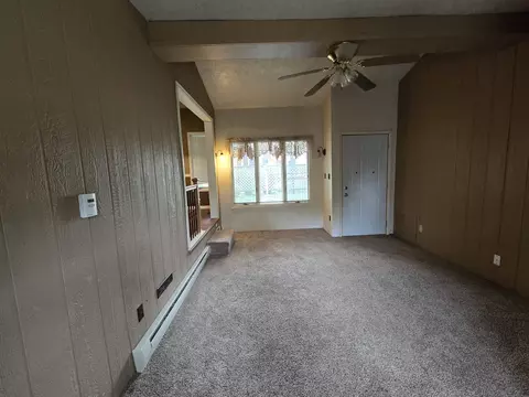 Living - 210 W Morris St, Morrison, IL 61270 photo 3 of 4