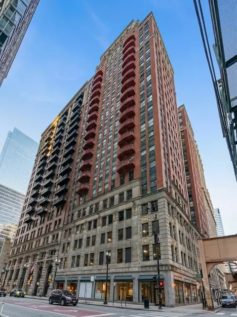 208 W Washington St #1909, Chicago, IL 60606