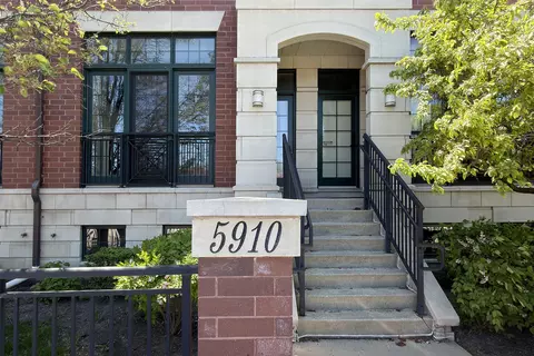 5910 N Northwest Hwy #5910, Chicago, IL 60631