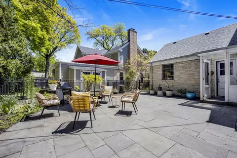 Exterior - 3029 Simpson St, Evanston, IL 60201 photo 5 of 11