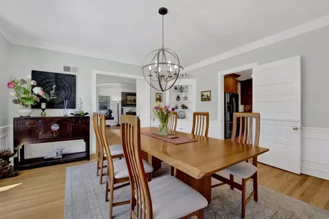 Dining - 3029 Simpson St, Evanston, IL 60201 photo 3 of 3