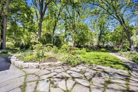 Exterior - 3029 Simpson St, Evanston, IL 60201 photo 6 of 11