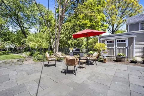 Exterior - 3029 Simpson St, Evanston, IL 60201 photo 3 of 11
