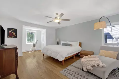Bedroom - 3029 Simpson St, Evanston, IL 60201 photo 4 of 7