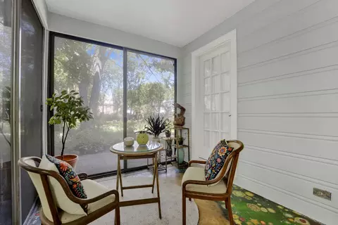 Exterior - 3029 Simpson St, Evanston, IL 60201 photo 11 of 11