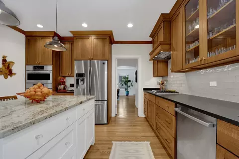 Kitchen - 3029 Simpson St, Evanston, IL 60201 photo 3 of 3