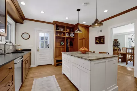 Kitchen - 3029 Simpson St, Evanston, IL 60201 photo 2 of 3