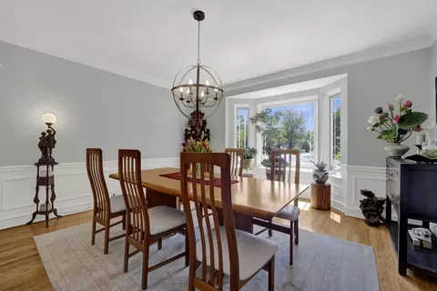 Dining - 3029 Simpson St, Evanston, IL 60201 photo 1 of 3