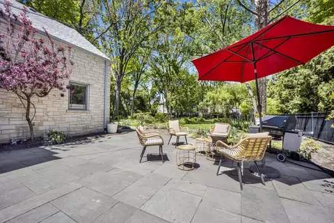 Exterior - 3029 Simpson St, Evanston, IL 60201 photo 4 of 11