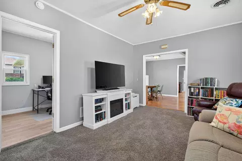 Living - 111 Buchanan St, Morris, IL 60450 photo 1 of 2