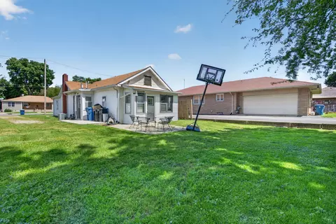 Exterior - 111 Buchanan St, Morris, IL 60450 photo 2 of 4