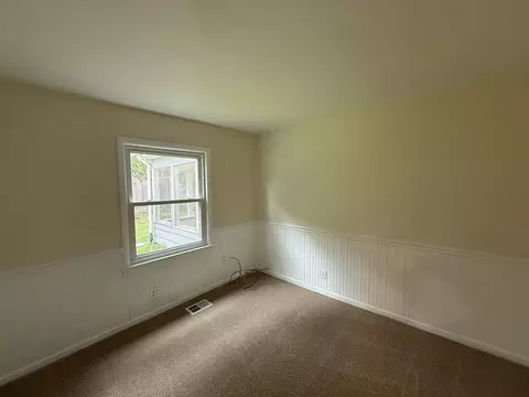Bedroom - 117 Elm St, Wheaton, IL 60189 photo 2 of 6