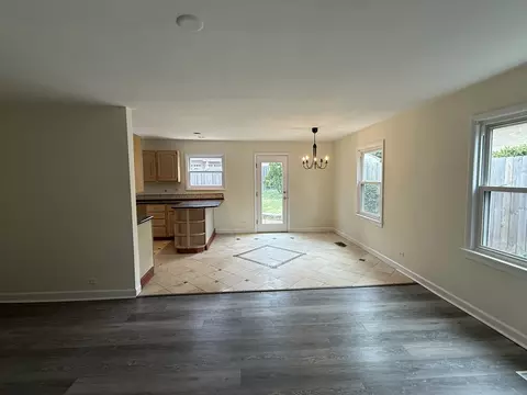Living - 117 Elm St, Wheaton, IL 60189 photo 3 of 3