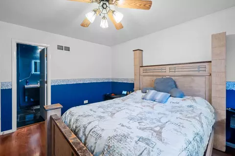 Bedroom - 18443 De Jong Ln, Lansing, IL 60438 photo 4 of 4