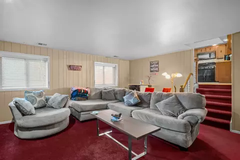 Living - 18443 De Jong Ln, Lansing, IL 60438 photo 6 of 6