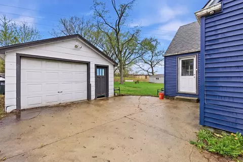 Exterior - 17824 Bock Rd, Lansing, IL 60438 photo 4 of 6