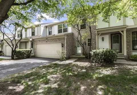 Exterior - 4501 Opal Dr, Hoffman Estates, IL 60192 photo 2 of 5